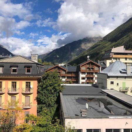 Superbe Studio Refait A Neuf Et Tout Equipe Avec Parking Chamonix Exteriör bild