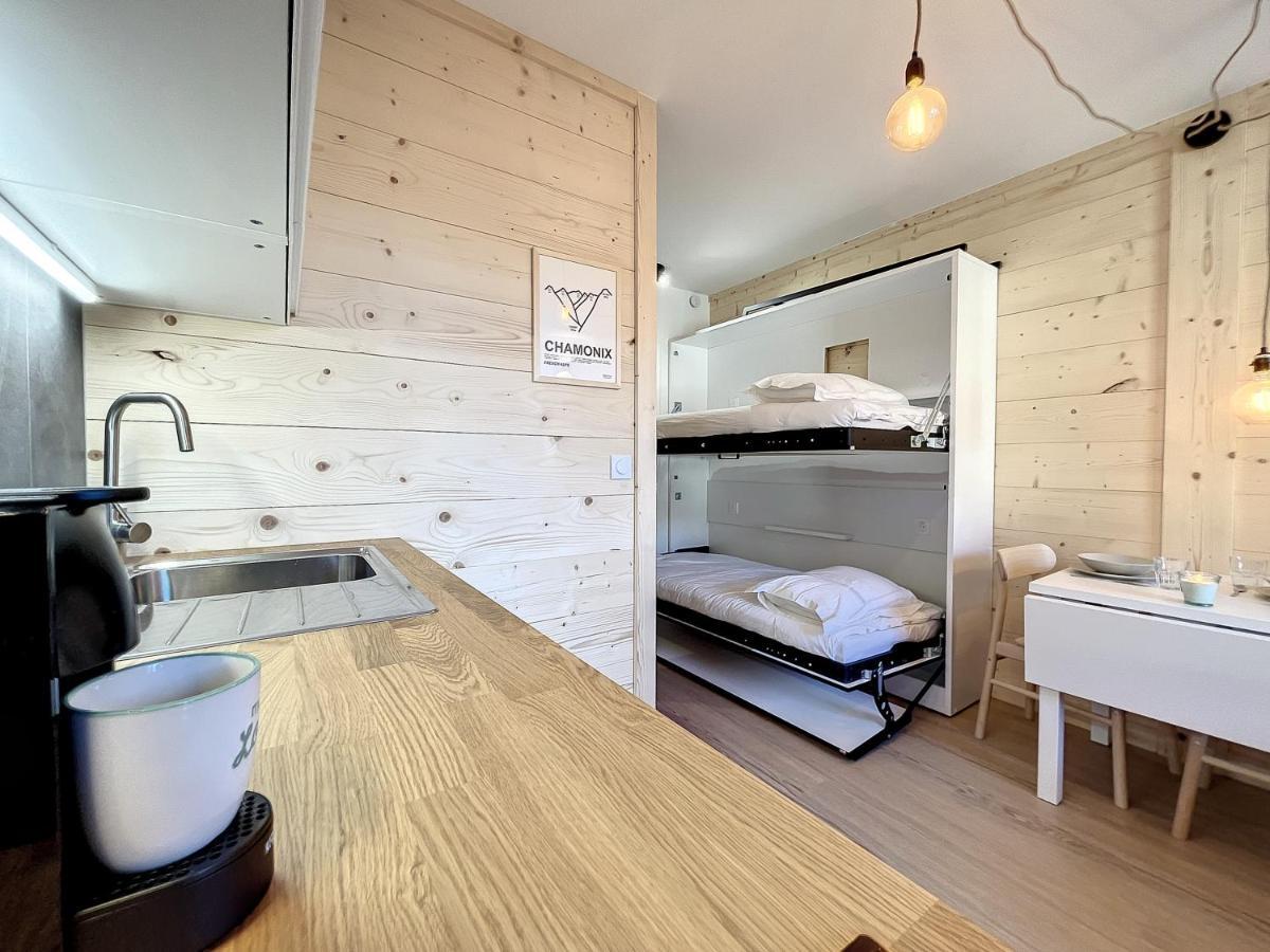 Superbe Studio Refait A Neuf Et Tout Equipe Avec Parking Chamonix Exteriör bild