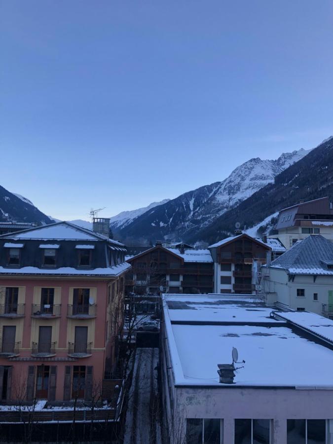 Superbe Studio Refait A Neuf Et Tout Equipe Avec Parking Chamonix Exteriör bild
